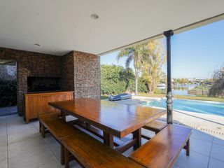 Foto 5 de VENTA CASA AL RIO EN SAN BENITO, VILLANUEVA TIGRE