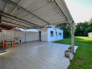 Foto 5 de CASA EN VENTA LA PLATA 3 DORMITORIOS COCHERA