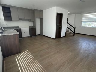 Foto 15 de CASA EN VENTA HUACHI LA JOYA CONJUNTO PREMIUM 4