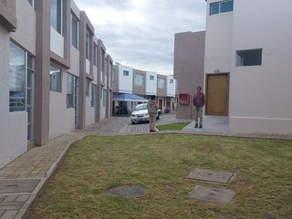 Foto 7 de CASA EN VENTA HUACHI LA JOYA CONJUNTO PREMIUM 4