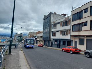 Foto 2 de CASA RENTERA EN VENTA AMBATO