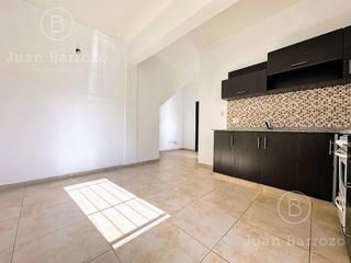Foto 3 de Venta Departamento de 2 ambientes en Banfield Este.