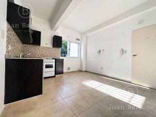 Foto 5 de Venta Departamento de 2 ambientes en Banfield Este.