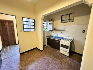Foto 1 de Alquiler Casa Interna única. Barrio España y Hospitales. Rosario.