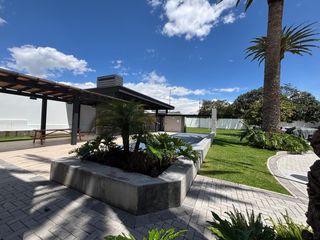 Foto 10 de ALQUILER HERMOSA CASA 2 DORMITORIOS - TUMBACO