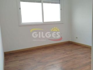 Foto 9 de Venta de Departamento 2 Amb.  en Ramos Mejia Muy Buen Estado Contra frente con Vista a Av. Rivadavia