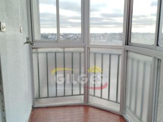 Foto 15 de Venta de Departamento 2 Amb.  en Ramos Mejia Muy Buen Estado Contra frente con Vista a Av. Rivadavia