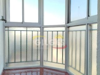 Foto 16 de Venta de Departamento 2 Amb.  en Ramos Mejia Muy Buen Estado Contra frente con Vista a Av. Rivadavia