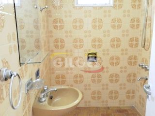 Foto 14 de Venta de Departamento 2 Amb.  en Ramos Mejia Muy Buen Estado Contra frente con Vista a Av. Rivadavia