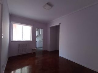 Foto 1 de 2 AMB APTO PROFESIONAL - 35 m2
