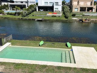 Foto 17 de CASA EN  VENTA AL LAGO EN PUERTOS