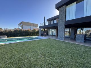 Foto 44 de Casa en alquiler  Barrio El Yacht Nordelta