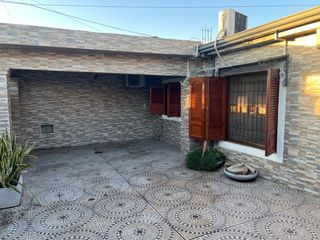 Foto 6 de VENTA DE CASA  BARRIO JURAMENTO