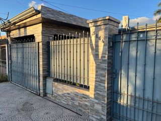 Foto 2 de VENTA DE CASA  BARRIO JURAMENTO