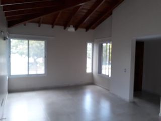 Foto 10 de ALQUILER,CASA B. LA BARRACA.