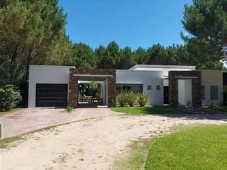 Foto 3 de Casa en  BARRIO PRIVADO LA HERRADURA