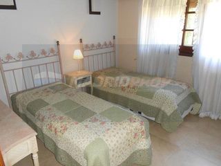 Foto 20 de Imponente Mansion En Exclusiva Zona De Bosque - B5