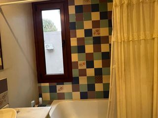 Foto 44 de Casa de 4 Dormitorios y 3 Baños LA HERRADURA