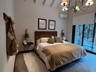 Foto 71 de Casa de 4 Dormitorios y 3 Baños LA HERRADURA