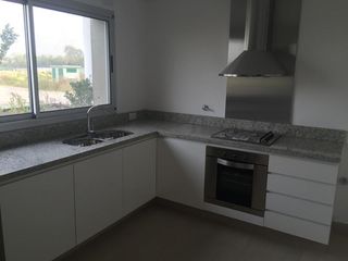 Foto 9 de Excelente departamento 3 ambientes duplex frente al Rio en venta, Nautico Albanueva