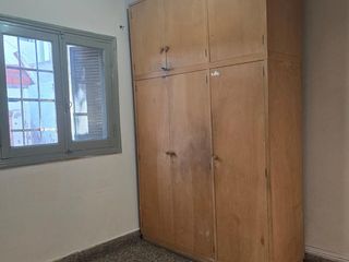 Foto 2 de Casa en  alquiler a mts de Don Bosco al 900