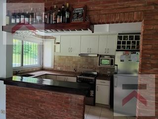 Foto 5 de Casa de una planta en Cariló con parrilla y pileta!