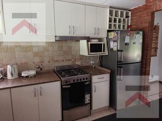 Foto 6 de Casa de una planta en Cariló con parrilla y pileta!