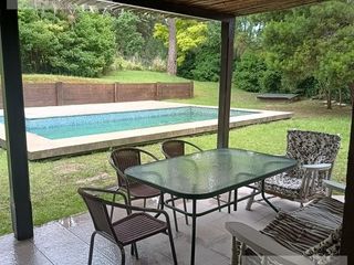 Foto 19 de Casa de una planta en Cariló con parrilla y pileta!