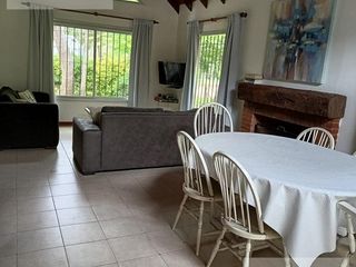 Foto 10 de Casa de una planta en Cariló con parrilla y pileta!