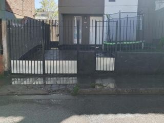 Foto 2 de DUPLEX BARRIO GREGORIO ALVAREZ. Calle 20