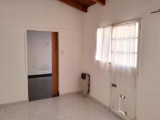 Foto 7 de DUPLEX BARRIO GREGORIO ALVAREZ. Calle 20