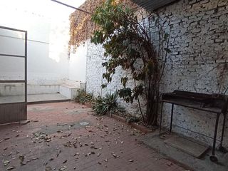 Foto 1 de casa pasillo republica de la sexta dos dormitorios patio comodín
