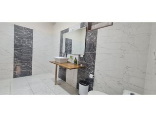 Foto 27 de ARRIENDO CABAÑA LUJOSA POR MESES EN LAGOS DE PALUJAN