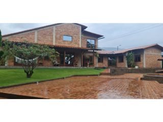 Foto 44 de ARRIENDO CABAÑA LUJOSA POR MESES EN LAGOS DE PALUJAN