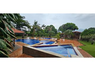 Foto 39 de ARRIENDO CABAÑA LUJOSA POR MESES EN LAGOS DE PALUJAN