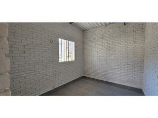 Foto 10 de ARRIENDO CASA ESQUINERA EN CHINACOTA