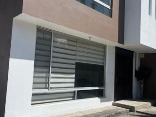 Foto 2 de Renta de casa