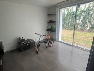 Foto 10 de Casa de renta Cumbayá