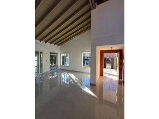 Foto 2 de INKASA INMOBILIARIA VENDE CASA EN CHACRAS
