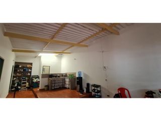 Foto 9 de ARRIENDO INMUEBLE COMERCIAL EN CHINACOTA