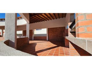 Foto 12 de ARRIENDO CASA AMOBLADA EN CONJUNTO CERRADO DE CHINACOTA