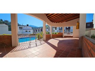 Foto 14 de ARRIENDO CASA AMOBLADA EN CONJUNTO CERRADO DE CHINACOTA