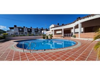 Foto 13 de ARRIENDO CASA AMOBLADA EN CONJUNTO CERRADO DE CHINACOTA