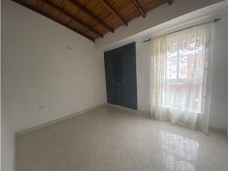 Foto 12 de ARRIENDO CASA EN CHINACOTA