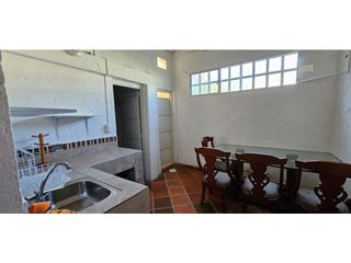 Foto 5 de ARRIENDO CASA SEMI AMOBLADA EN CHINACOTA