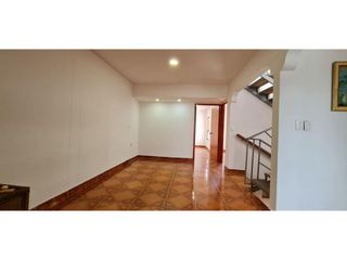 Foto 4 de ARRIENDO CASA AMPLIA EN CHINACOTA