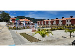 Foto 2 de ARRIENDO CASA PARA ESTRENAR EN PALMANOVA (CHINACOTA)