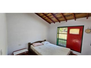 Foto 6 de ARRIENDO CASA DE CAMPO EN CHINACOTA