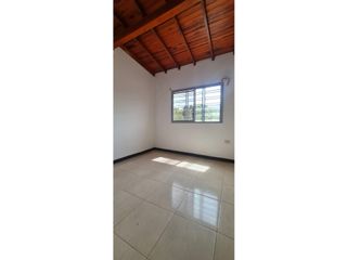 Foto 11 de ARRIENDO CASA EN CHINACOTA