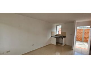 Foto 12 de ARRIENDO CASA ECONOMICA EN CHINACOTA